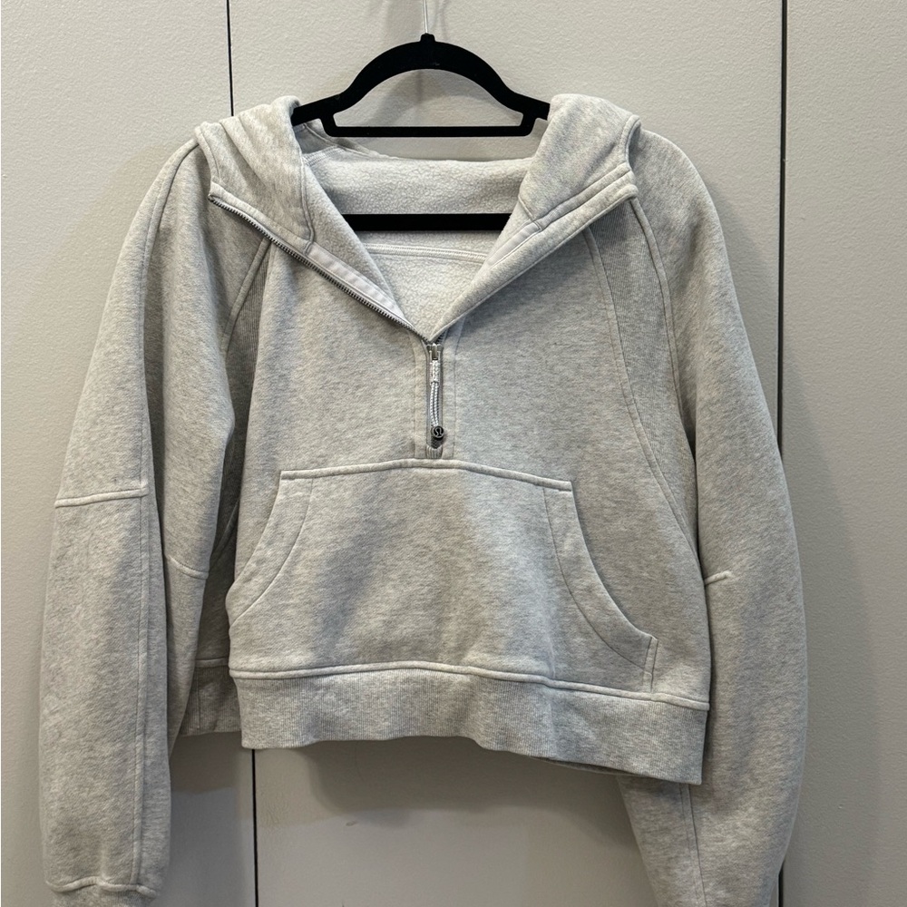 Lululemon Light Gray Cropped Women's Half-Zip Hoodie